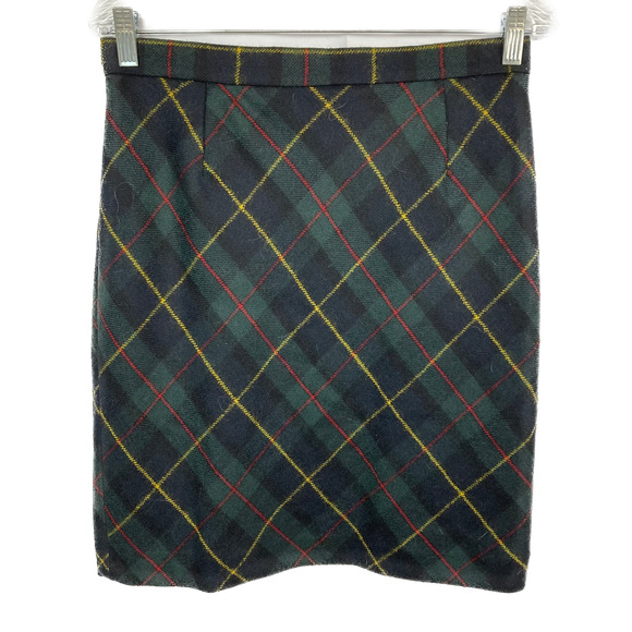 L.L. Bean Skirt Womens Sz 8 Green Tartan Plaid Wool A-Line Lined Back‎ Zip - Picture 1 of 9